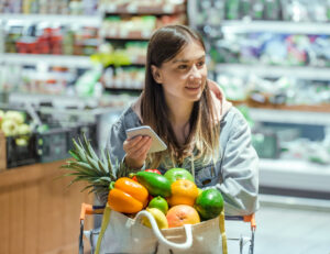 Grocery shopping for better nutrition